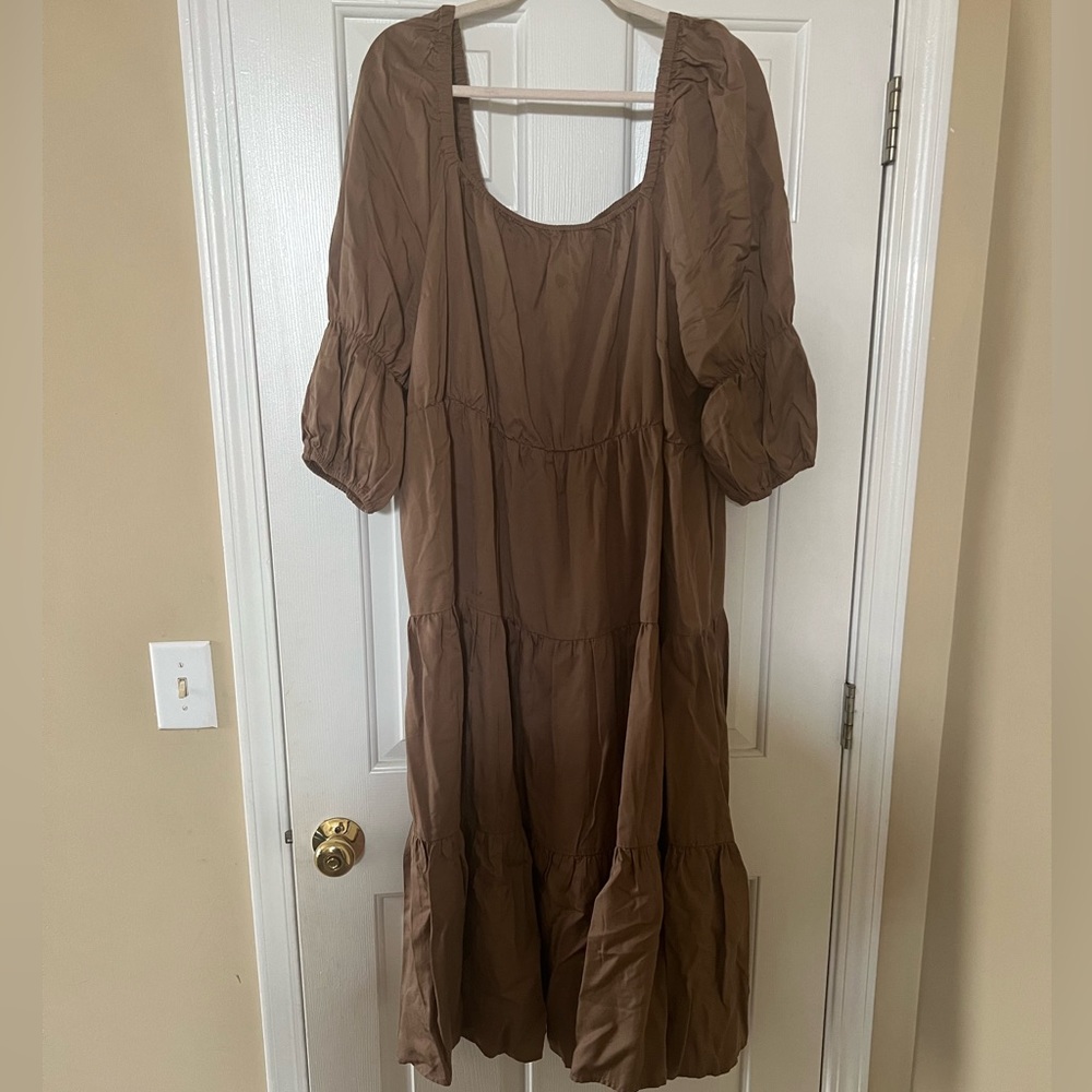 The Drop Brown Tiered Midi Dress